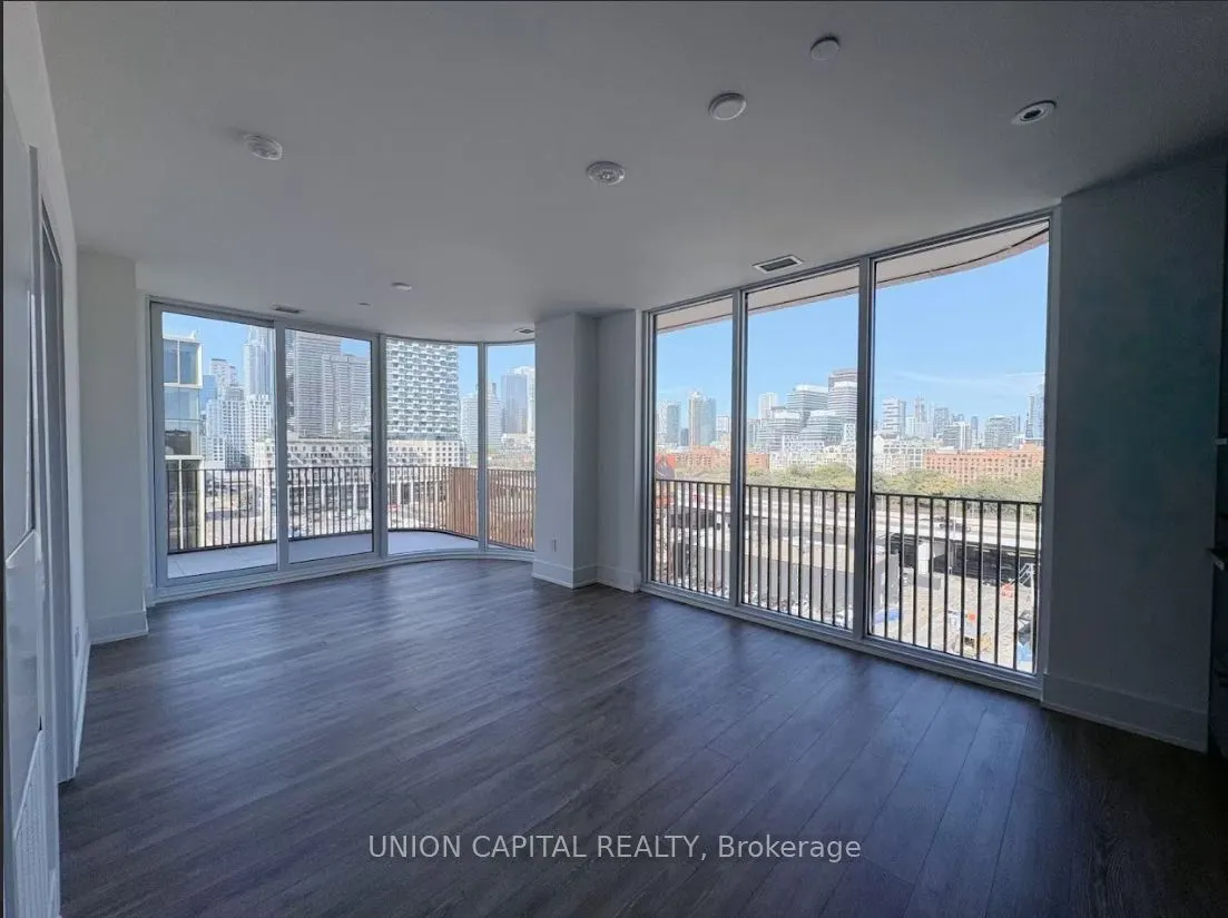 155 MERCHANT'S WHARF, #13
