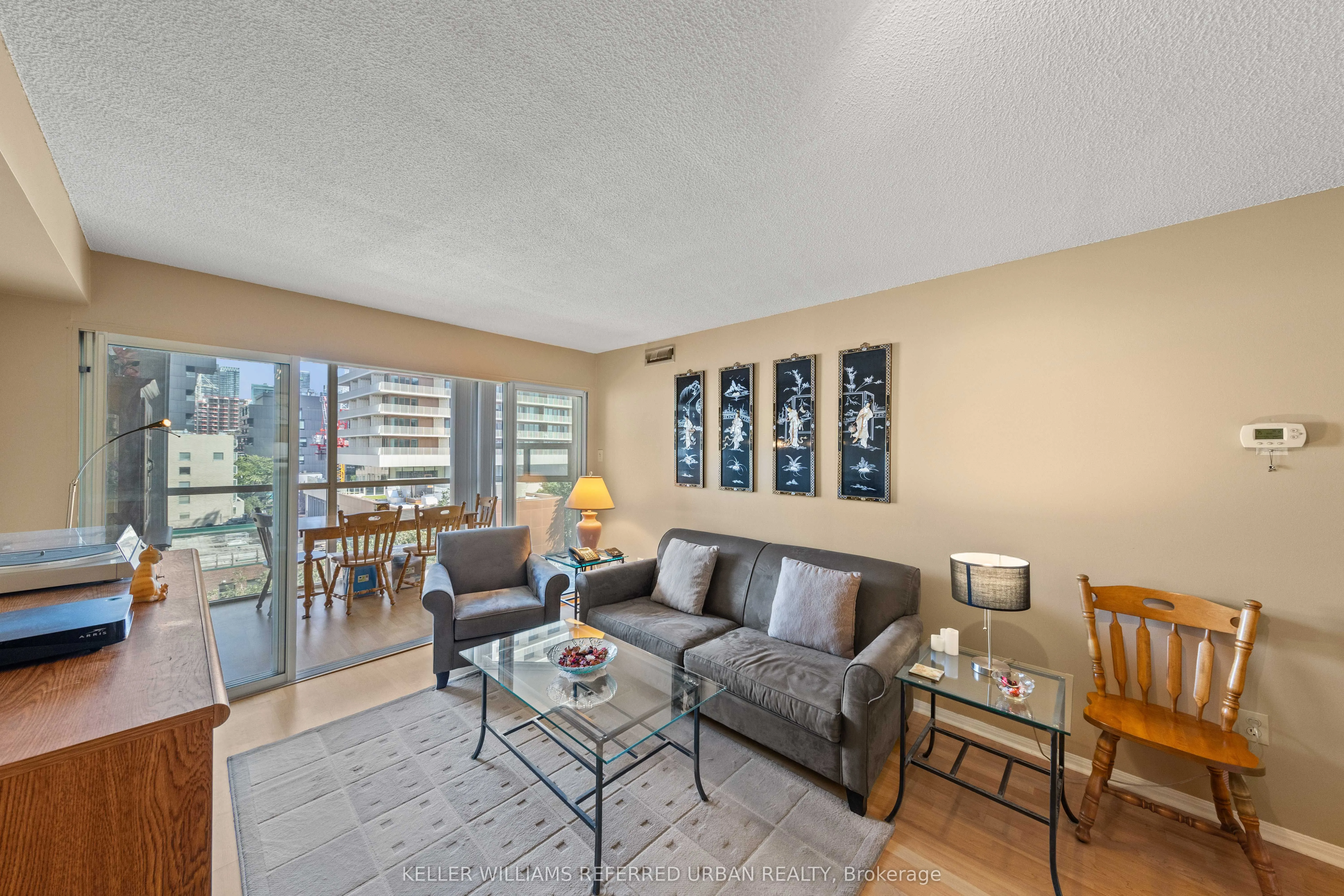 705 King Street W, #802