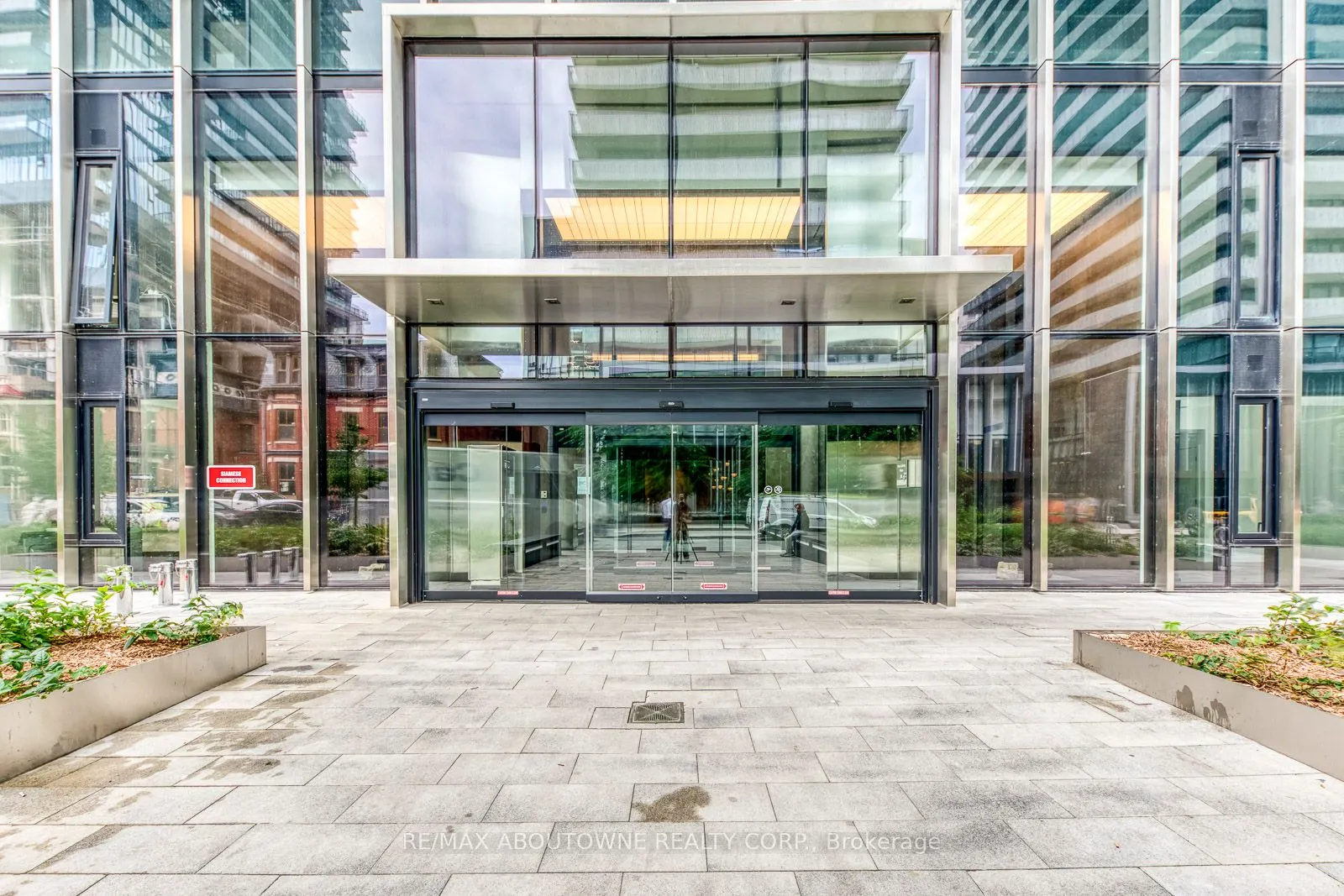 55 Charles Street E, #1807