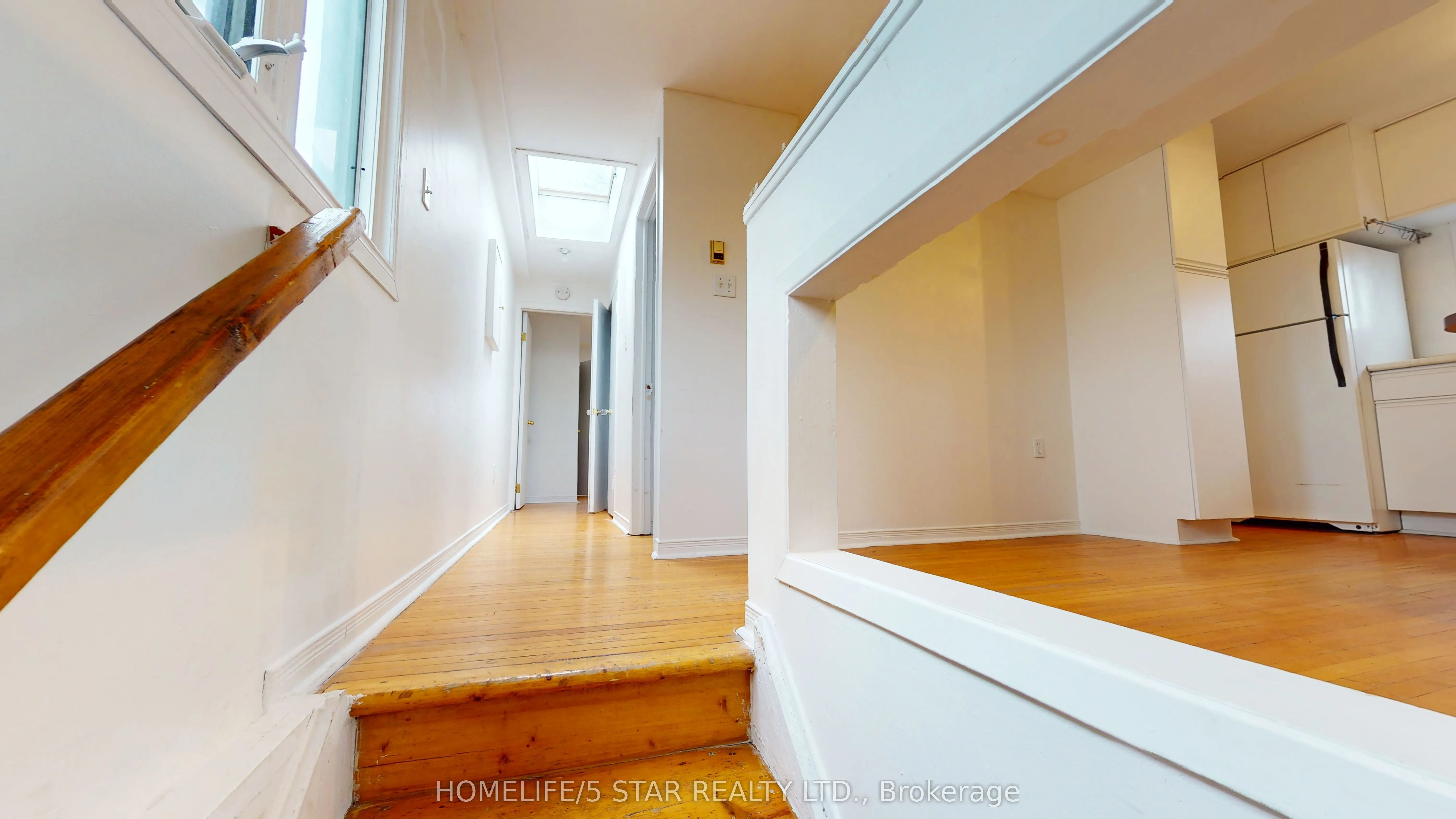 37 Bellwoods Avenue, #A