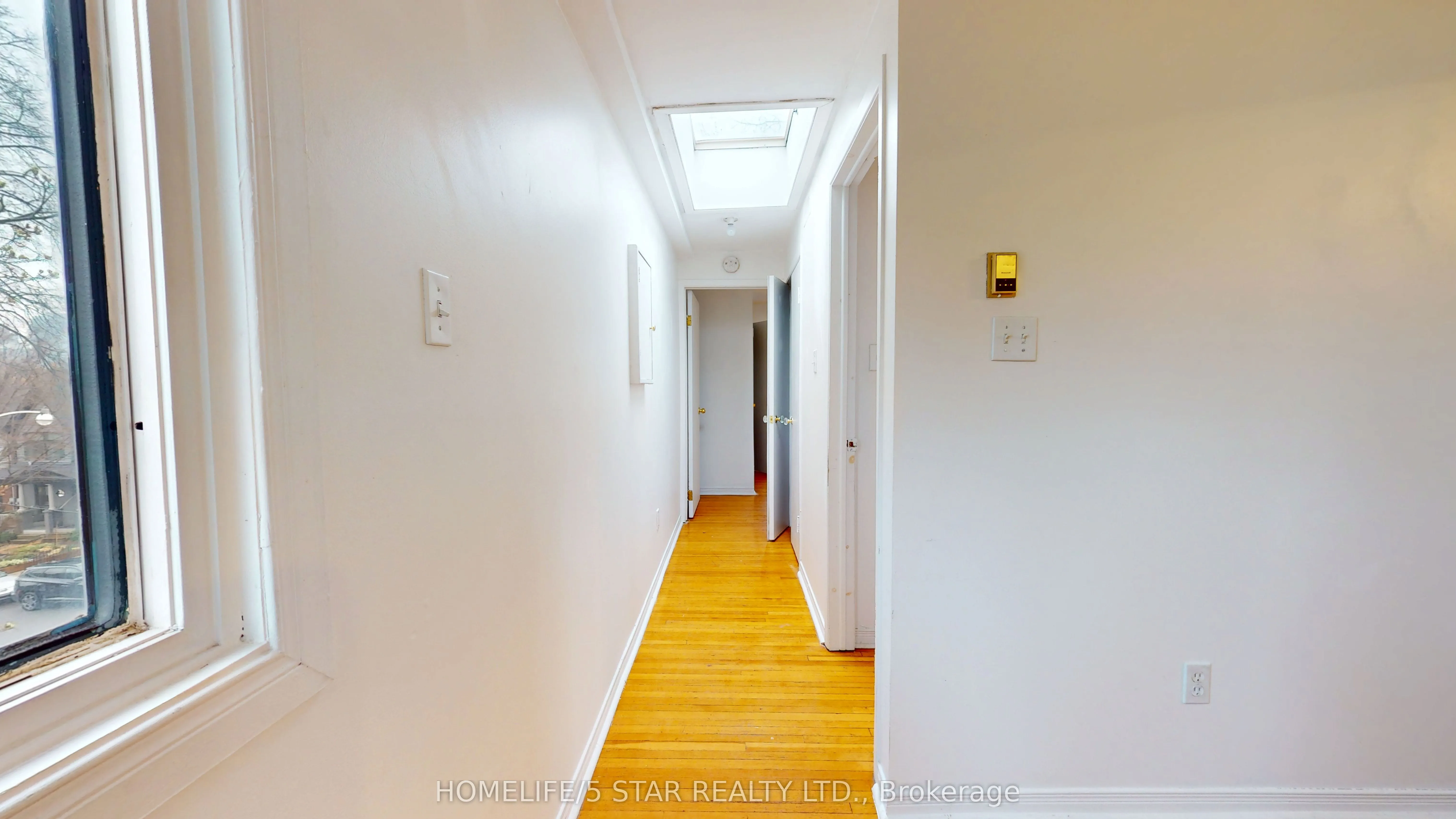 37 Bellwoods Avenue, #A