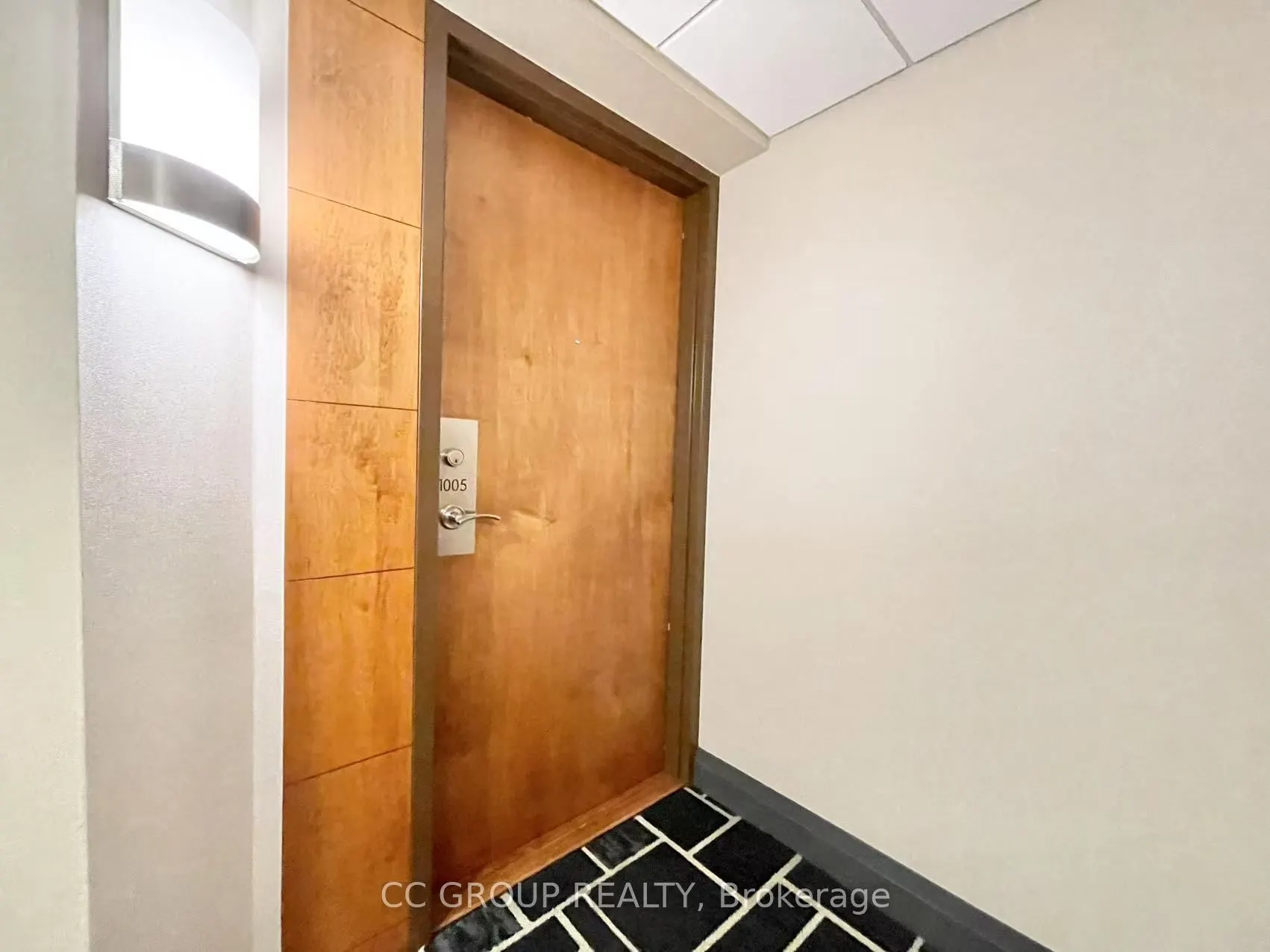 35 Bales Avenue, #1005