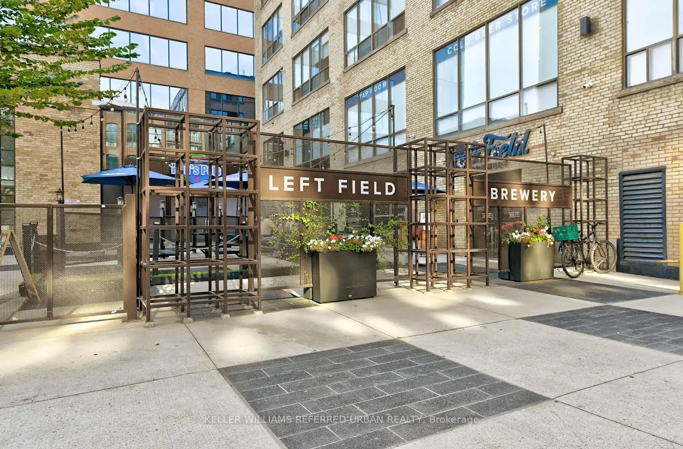 43 Hanna Avenue, #608