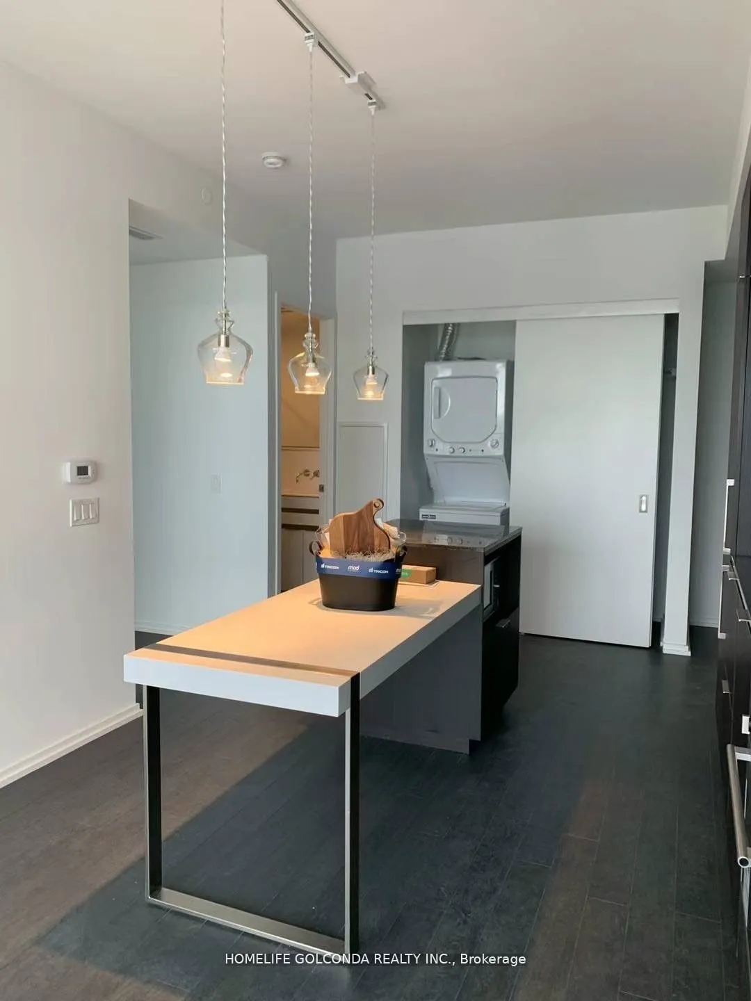 197 yonge Street, #4814