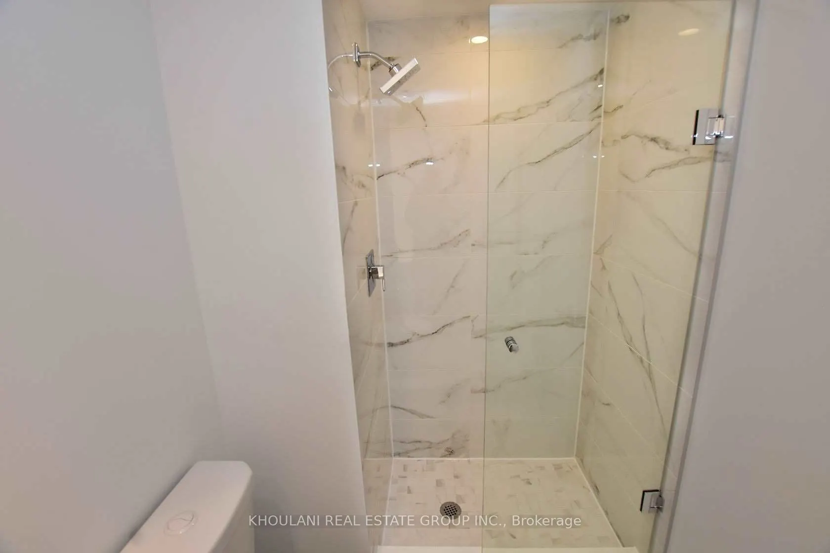 77 Shuter Street, #3110