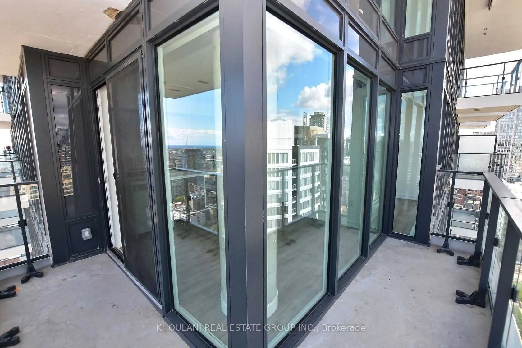 77 Shuter Street, #3110