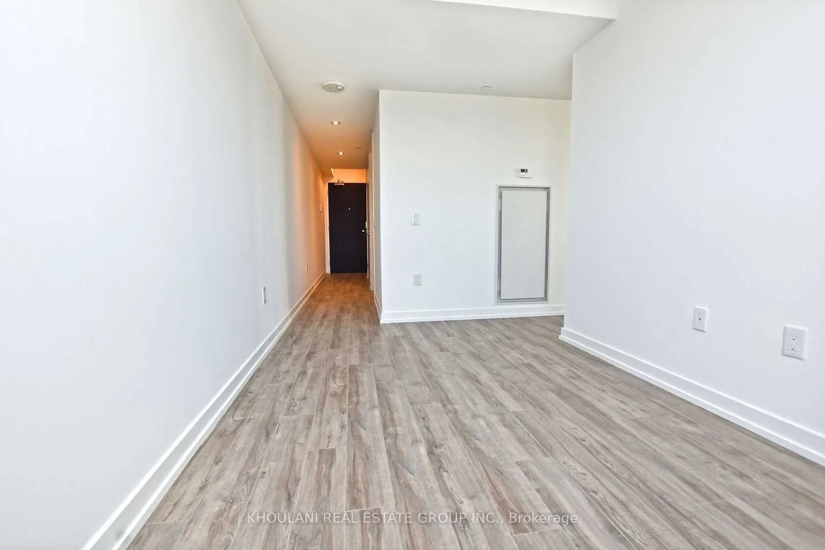 77 Shuter Street, #3110