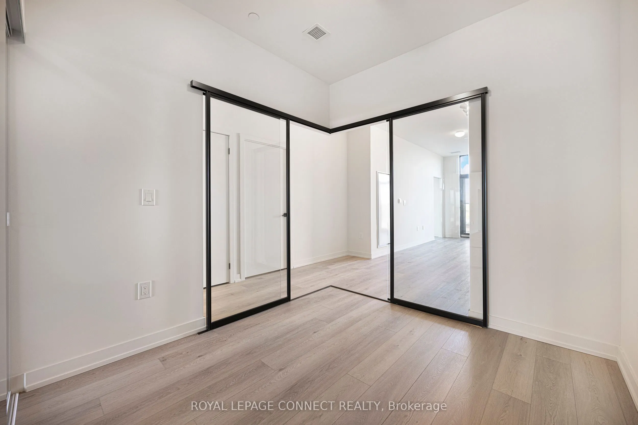 181 Sterling Road, #511