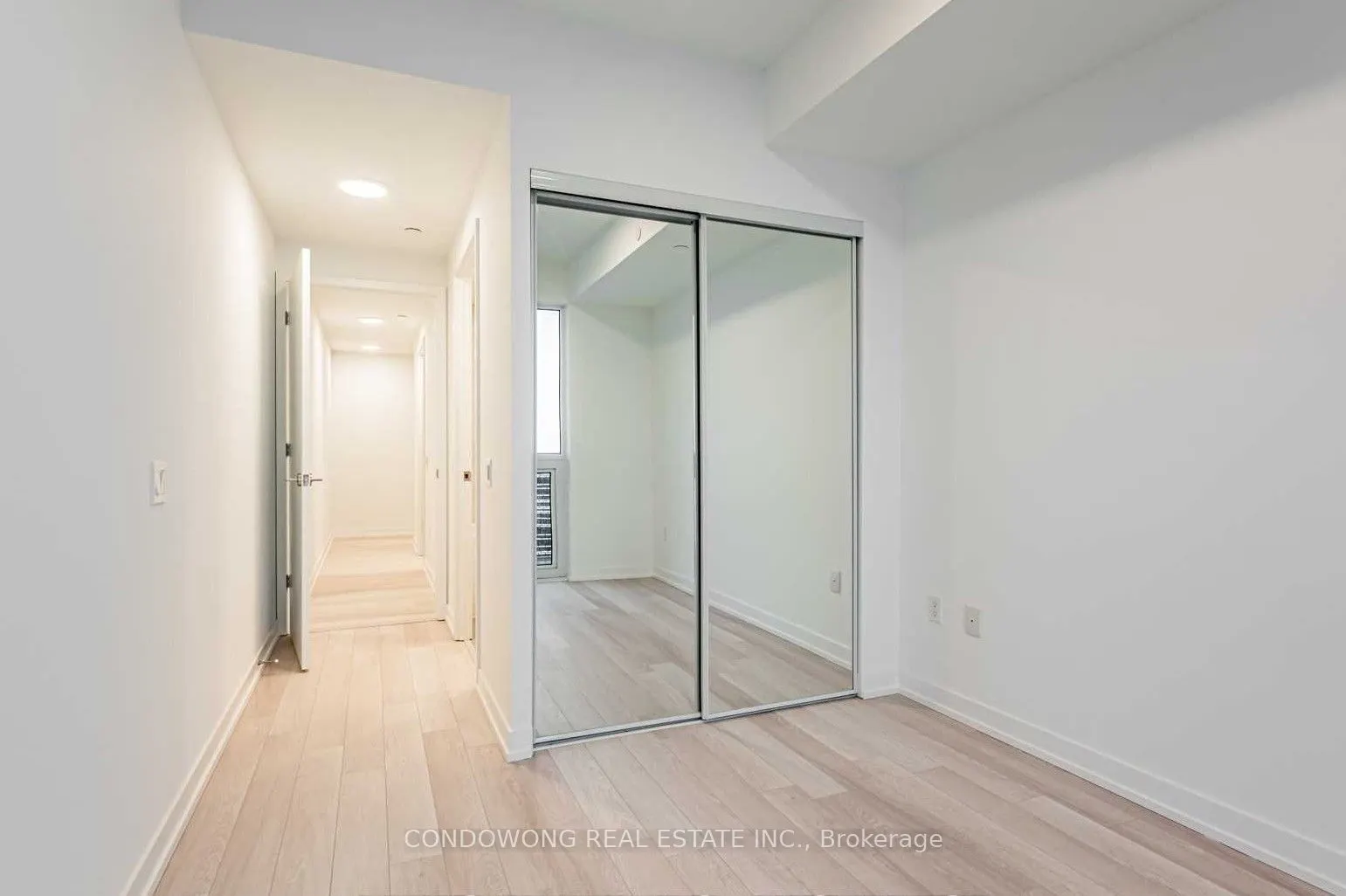 39 Roehampton Avenue, #4103
