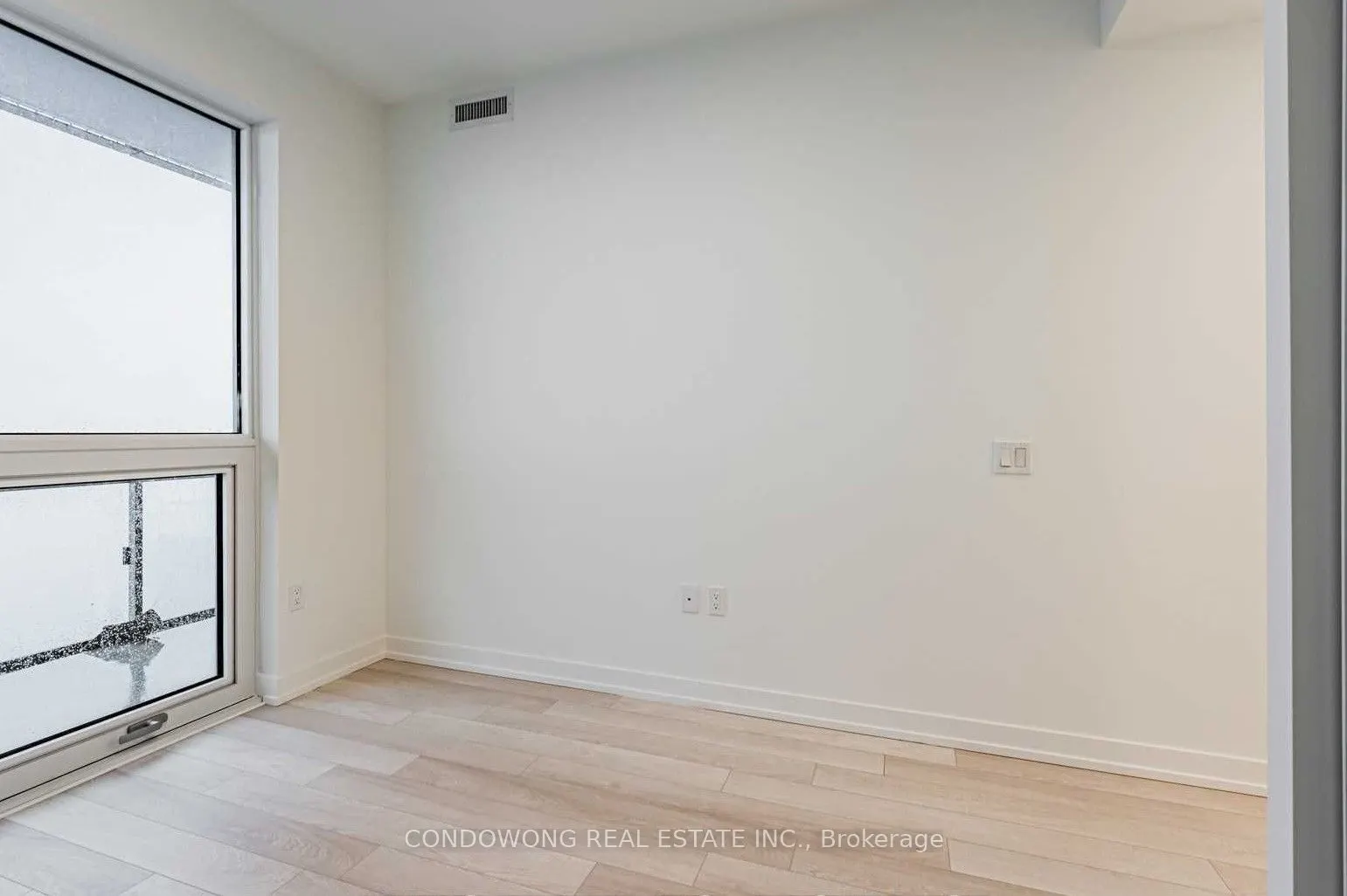 39 Roehampton Avenue, #4103