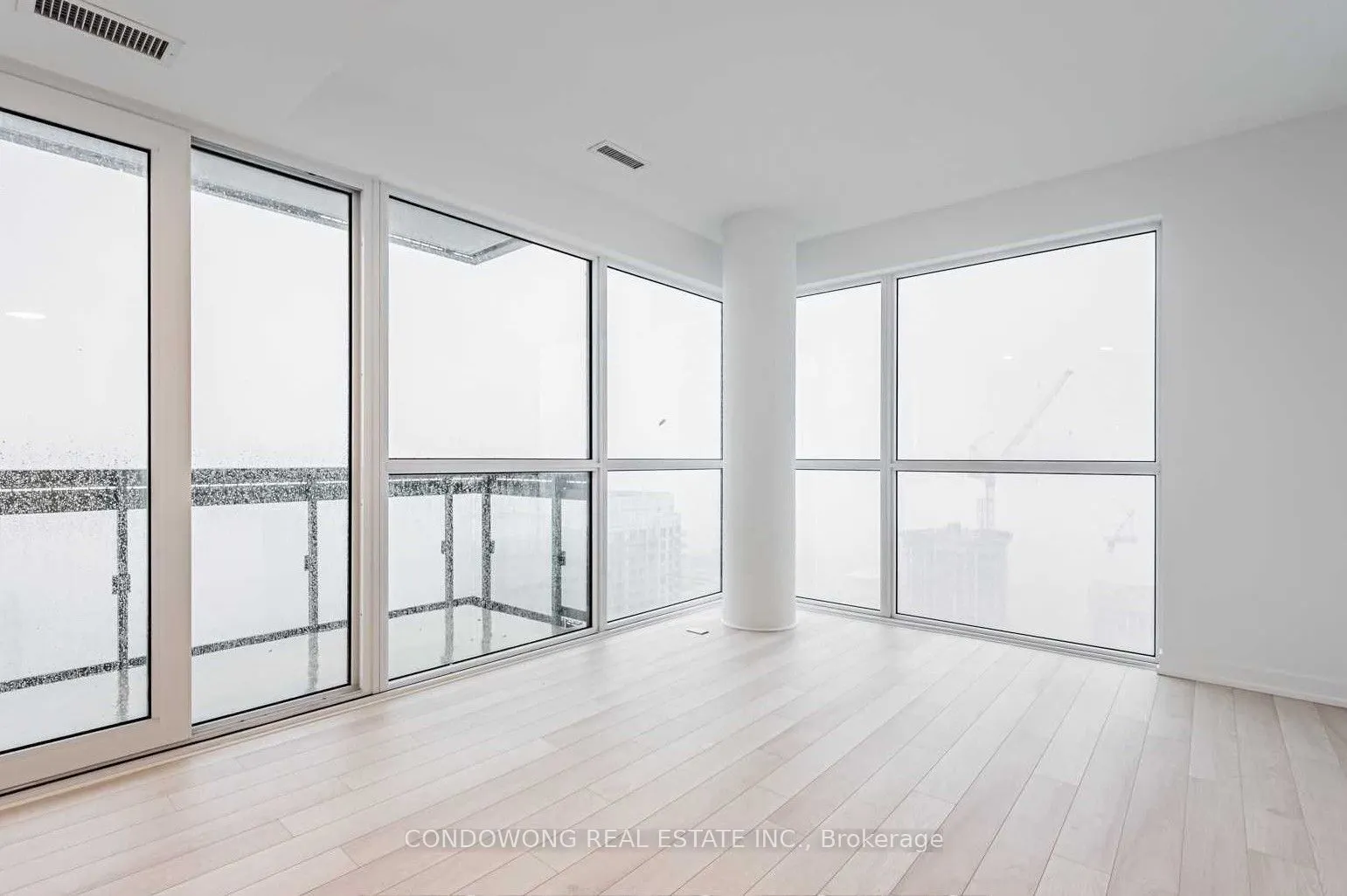 39 Roehampton Avenue, #4103