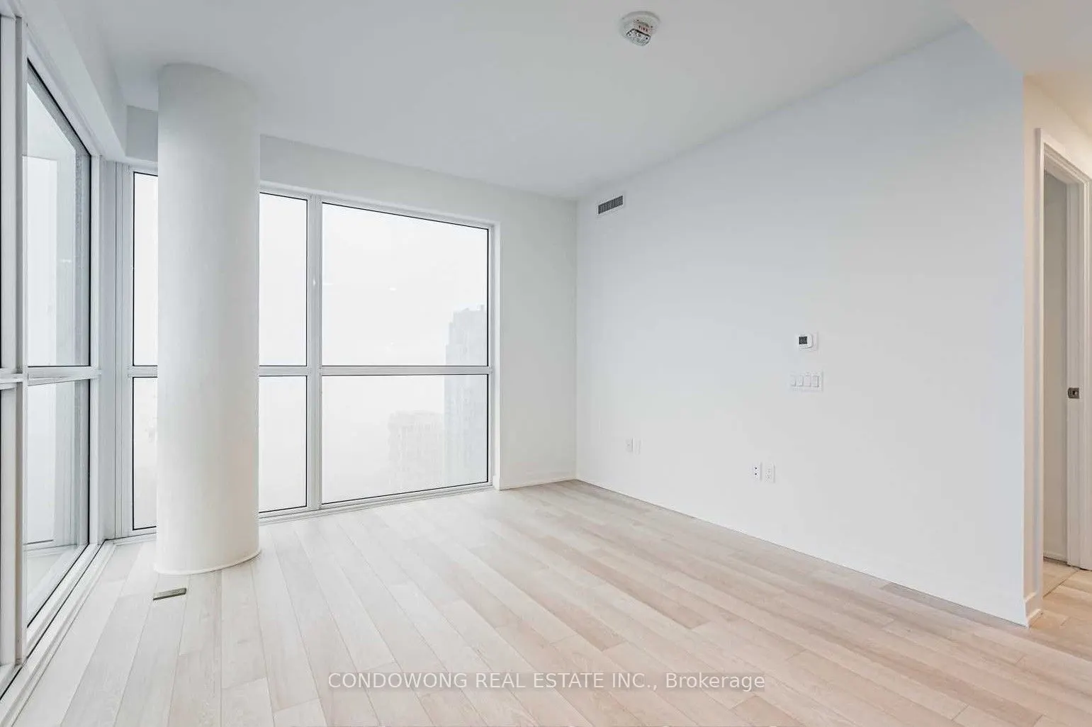 39 Roehampton Avenue, #4103