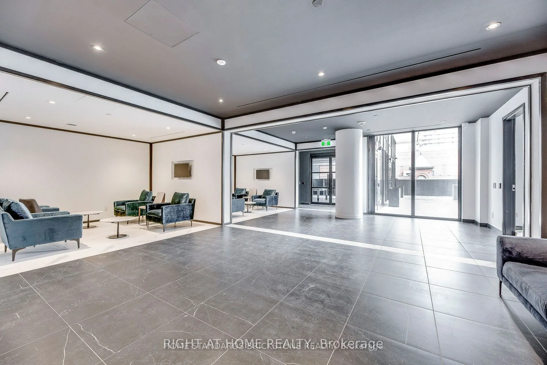 20 Edward Street, #408