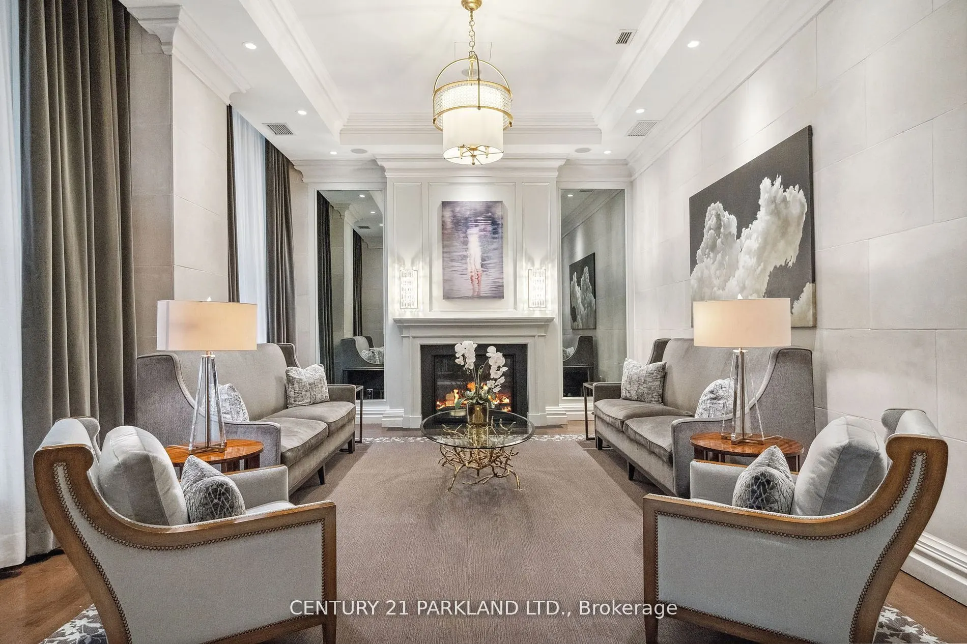 155 St Clair Avenue W, #409