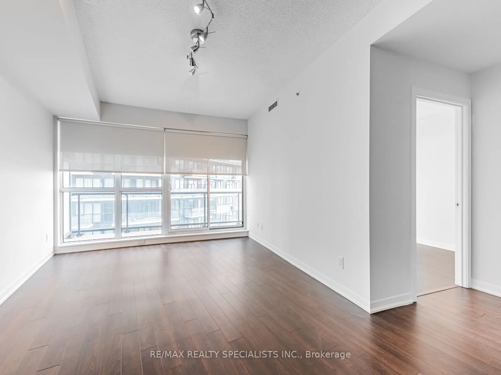 51 East Liberty Street, #2008