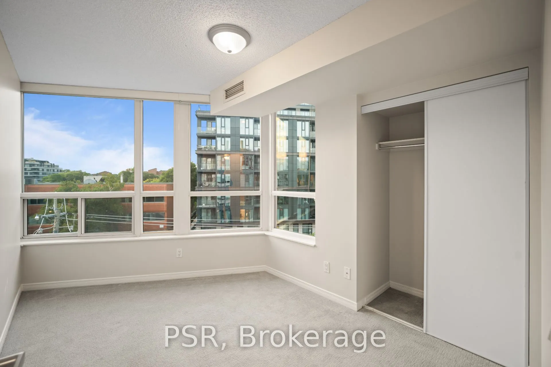 515 Rosewell Avenue, #409