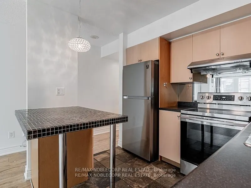 230 King Street E, #505