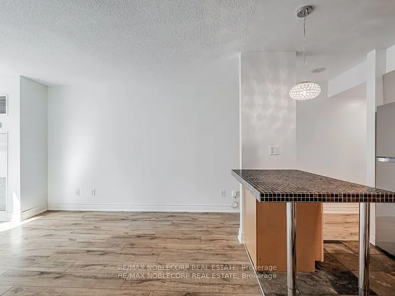 230 King Street E, #505