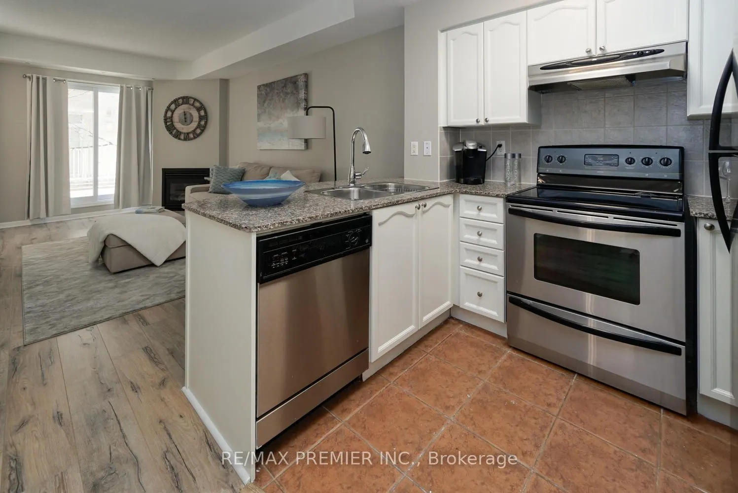 36 Stadium Road, #STE.552