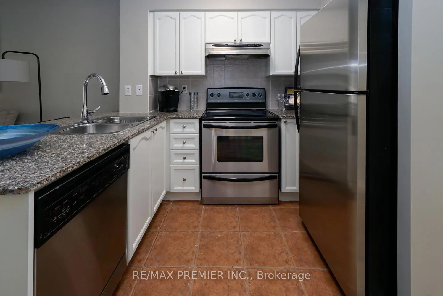 36 Stadium Road, #STE.552