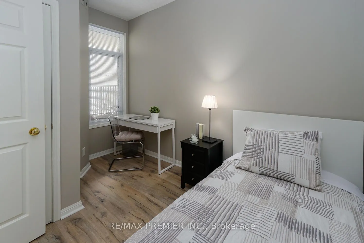 36 Stadium Road, #STE.552
