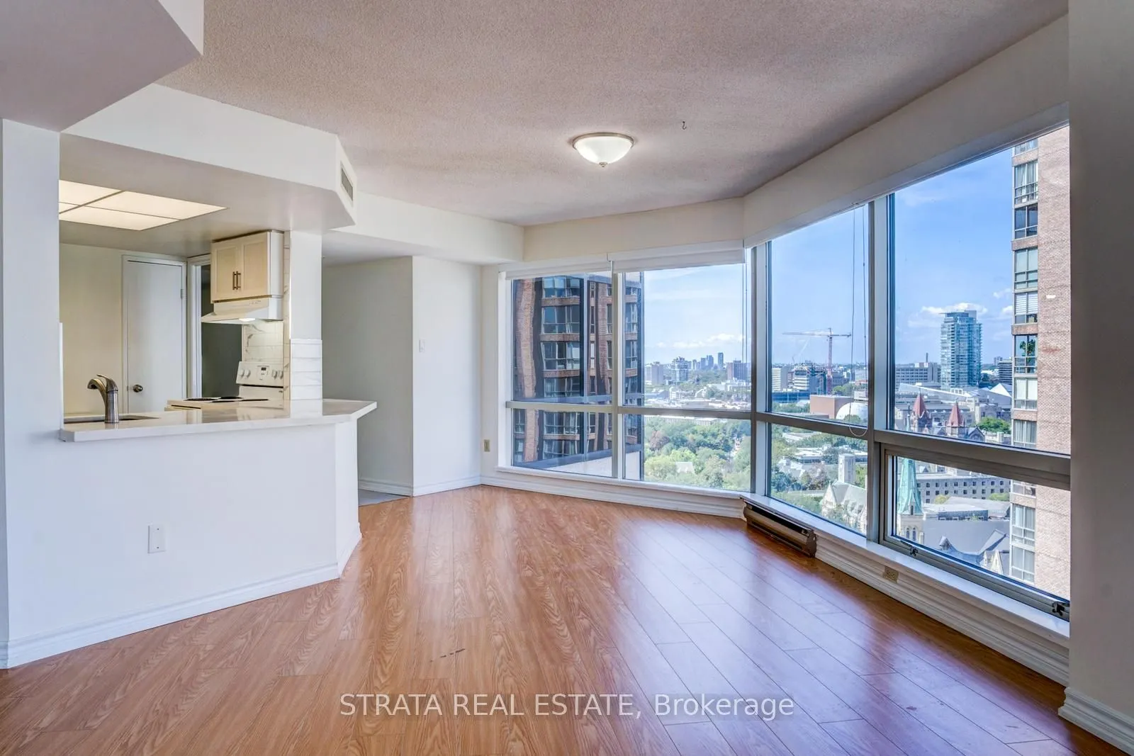 1001 Bay Street, #2104