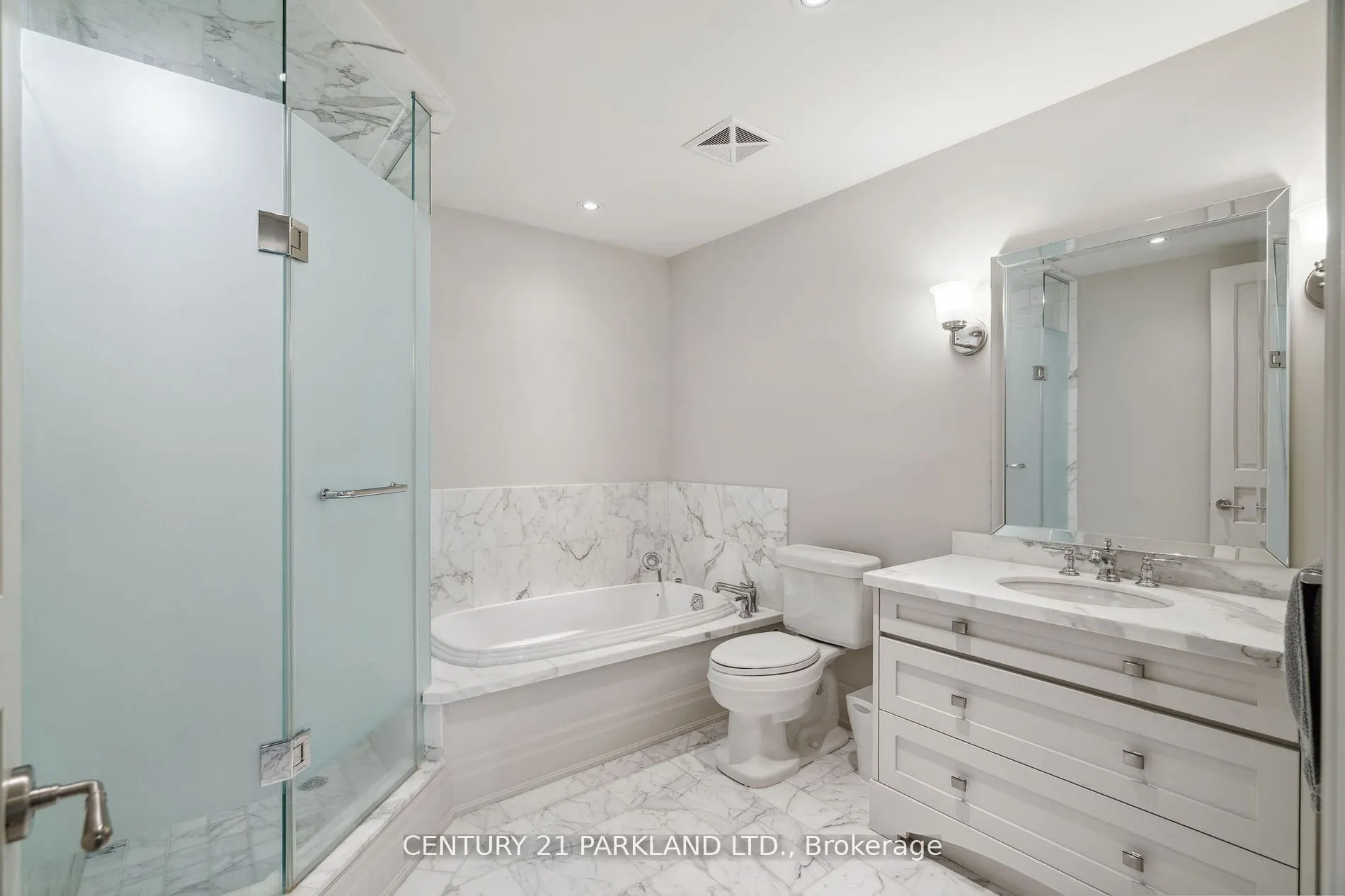 155 St Clair Avenue W, #409