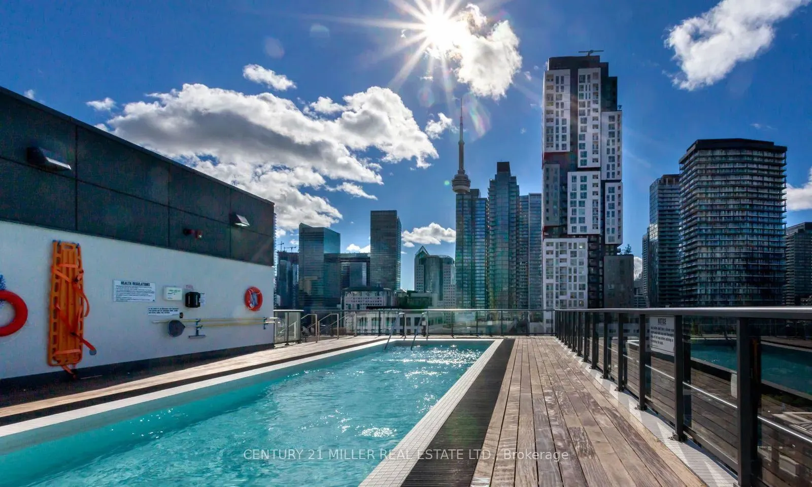 15 Beverley Street, #301