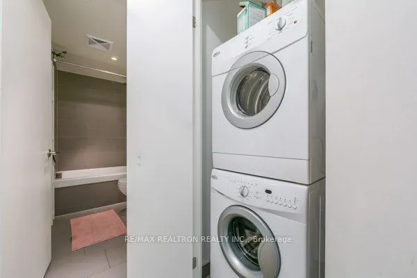 111 Bathurst Street, #1605