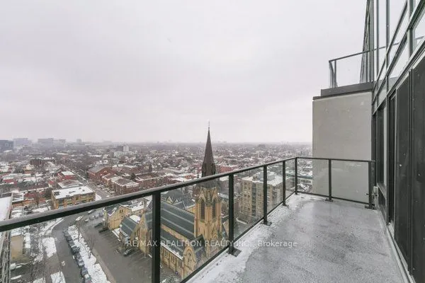 111 Bathurst Street, #1605