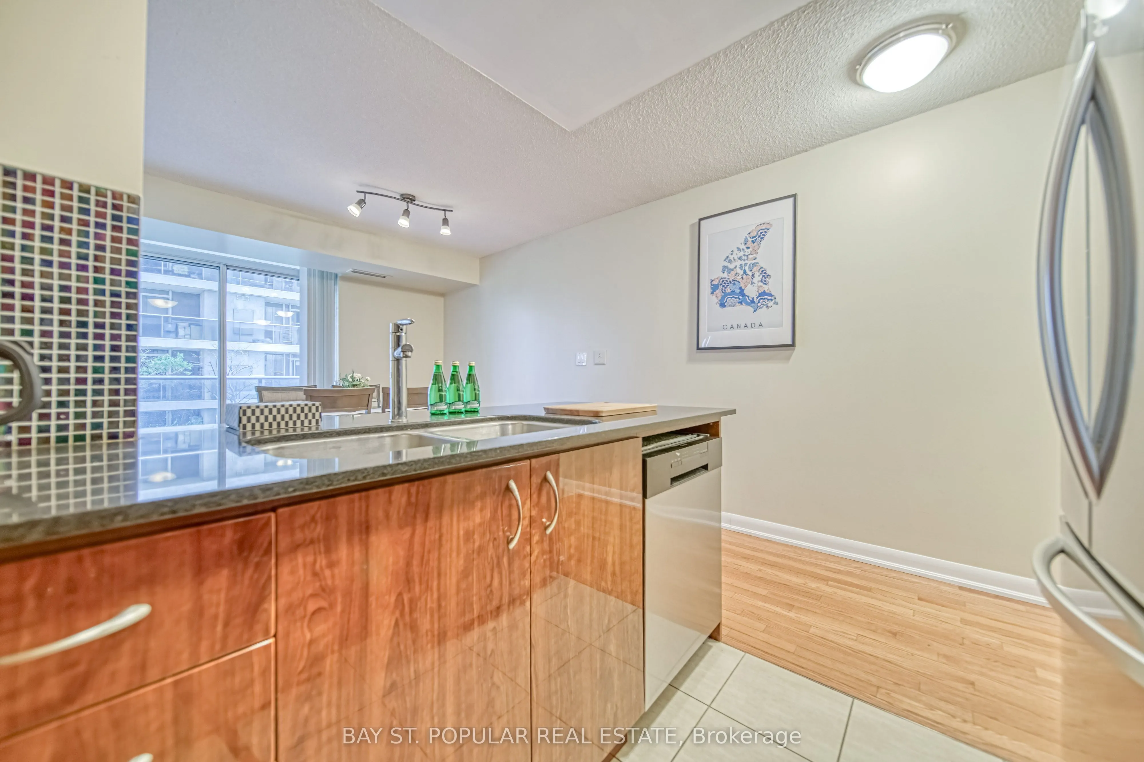 5793 Yonge Street, #605