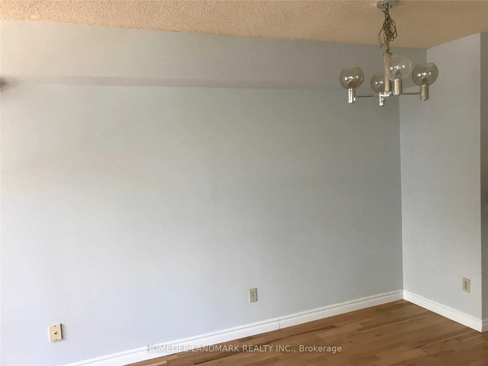 633 Bay Street, #1122
