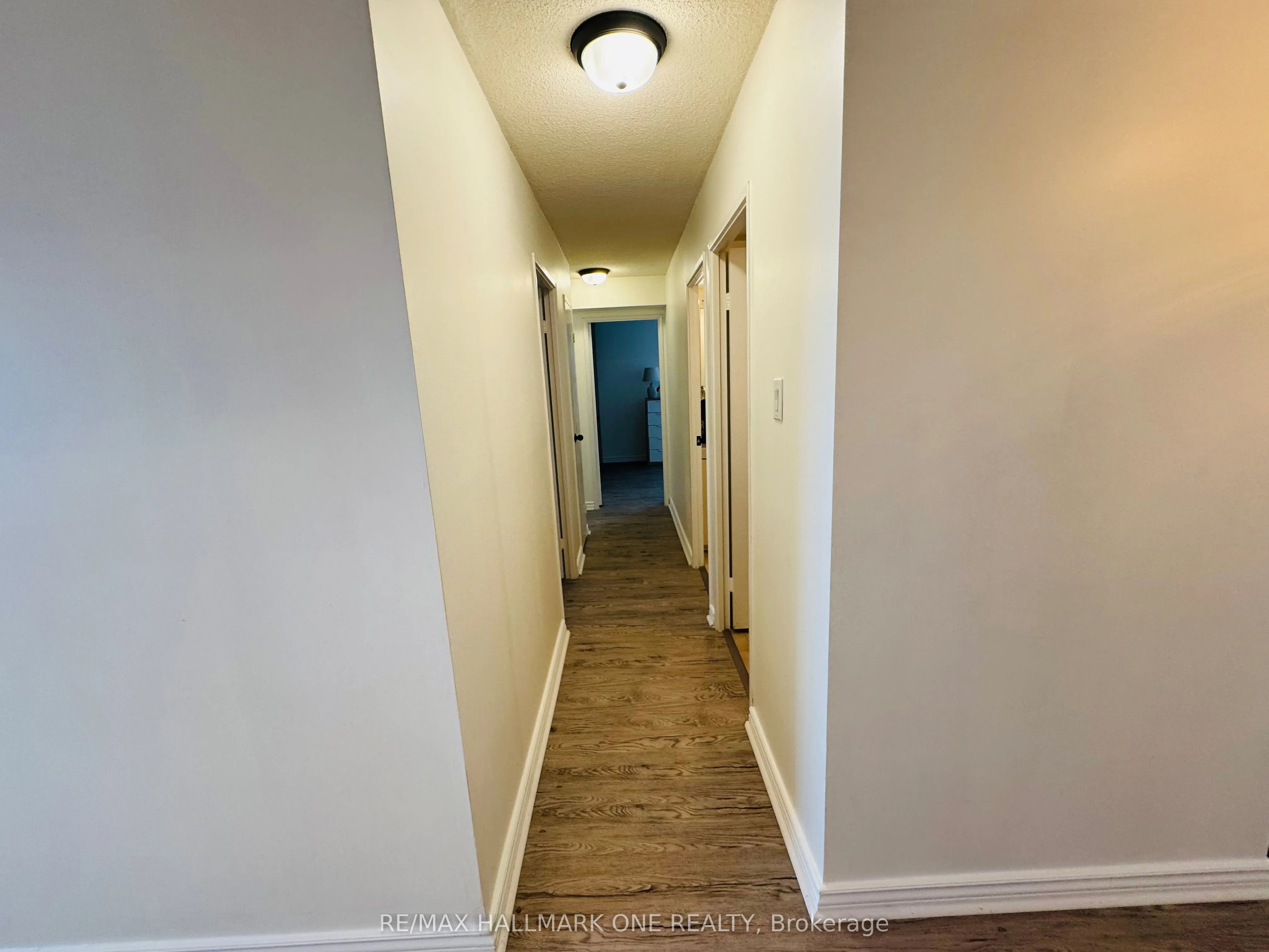 45 Sunrise Avenue E, #904
