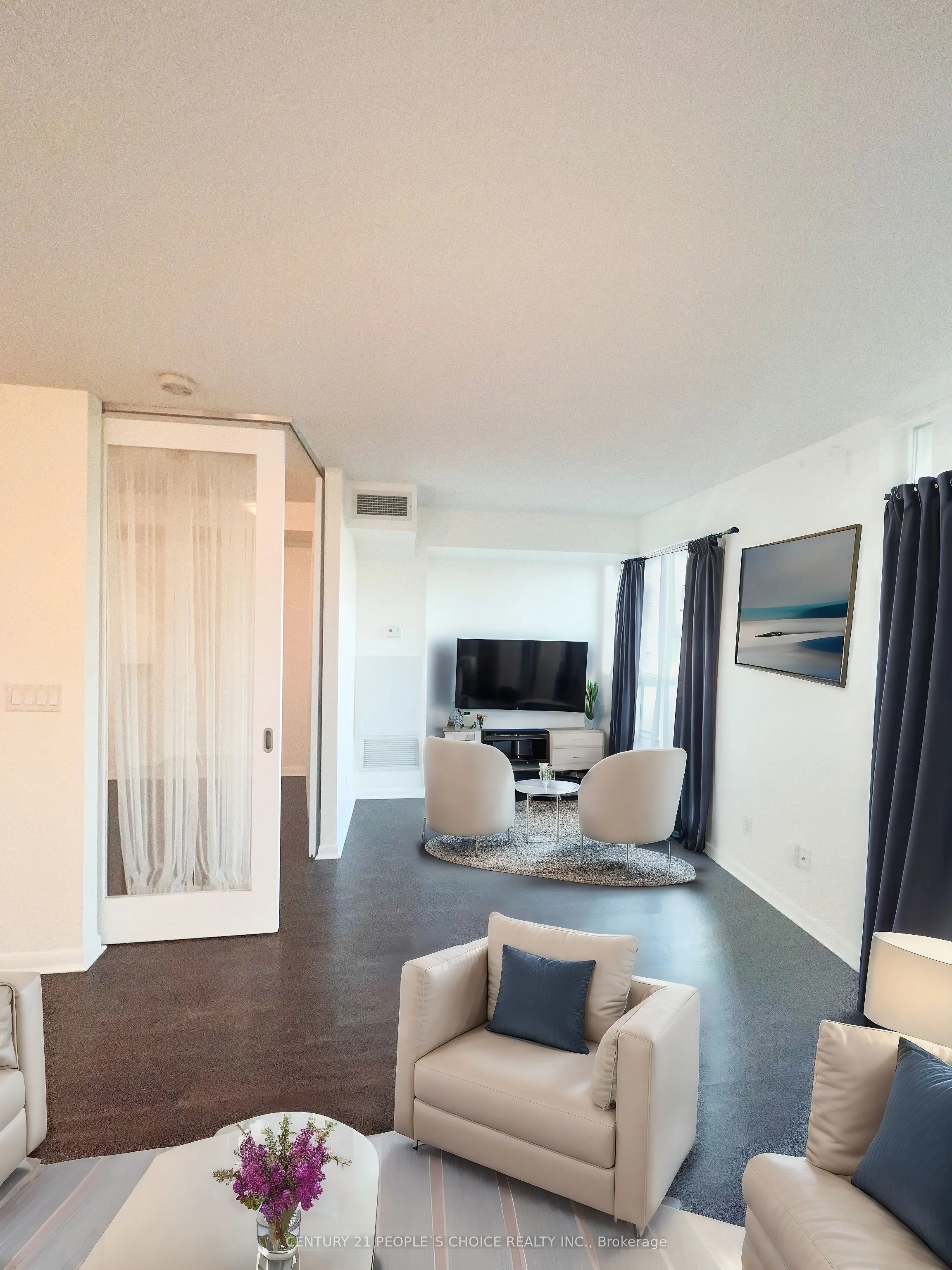 18 Yonge Street, #806