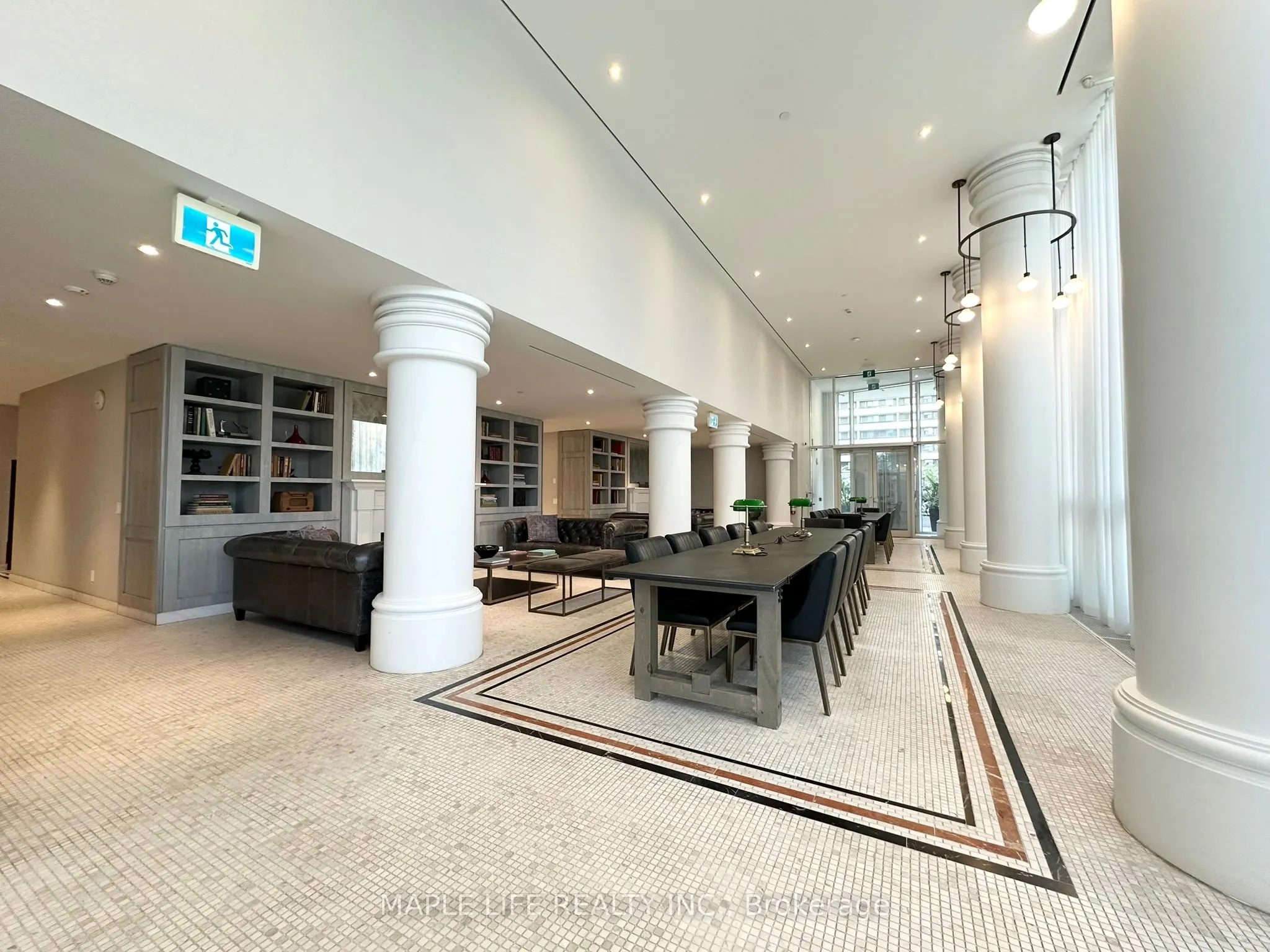 33 Helendale Avenue, #1901
