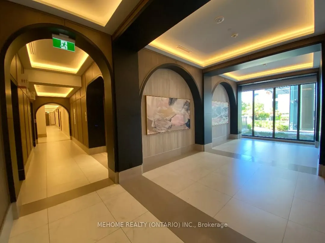 30 Inn On The Park Drive, #1006