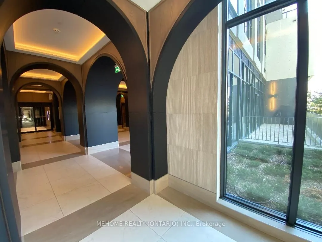 30 Inn On The Park Drive, #1006