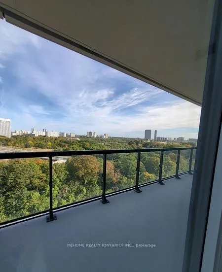 30 Inn On The Park Drive, #1006