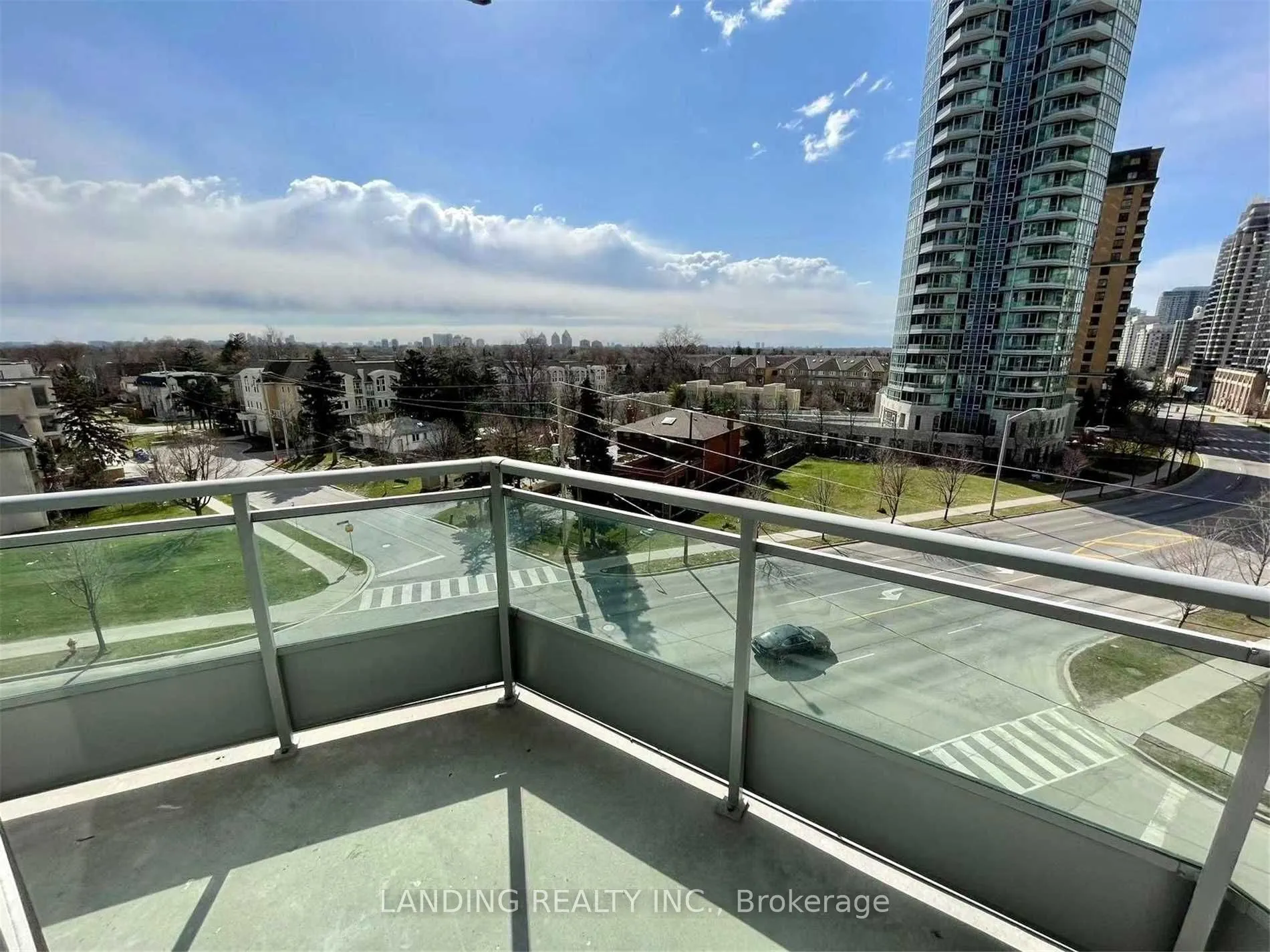 18 Holmes Avenue, #503