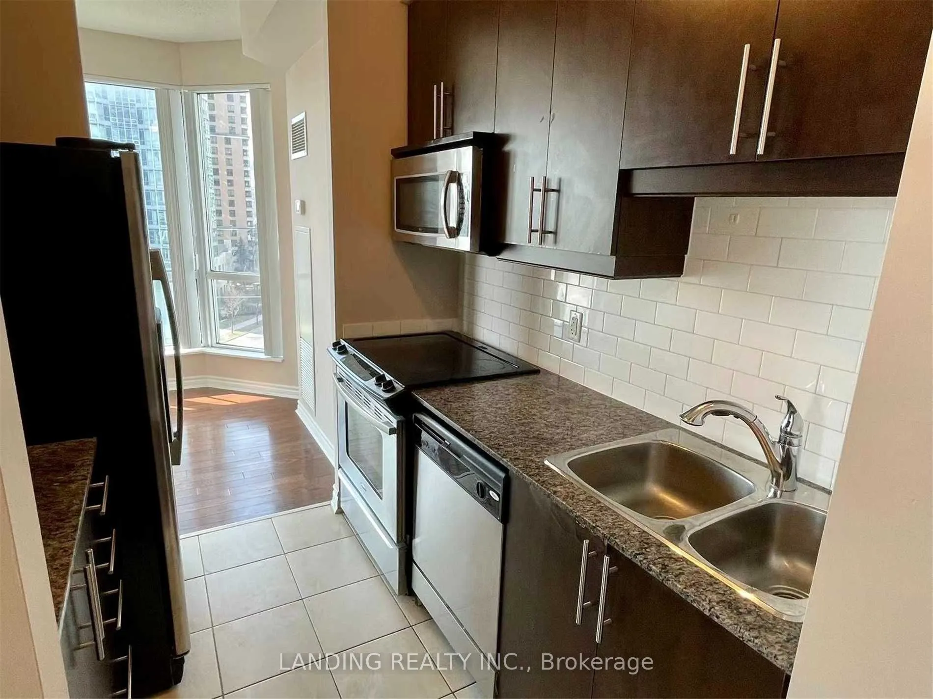 18 Holmes Avenue, #503