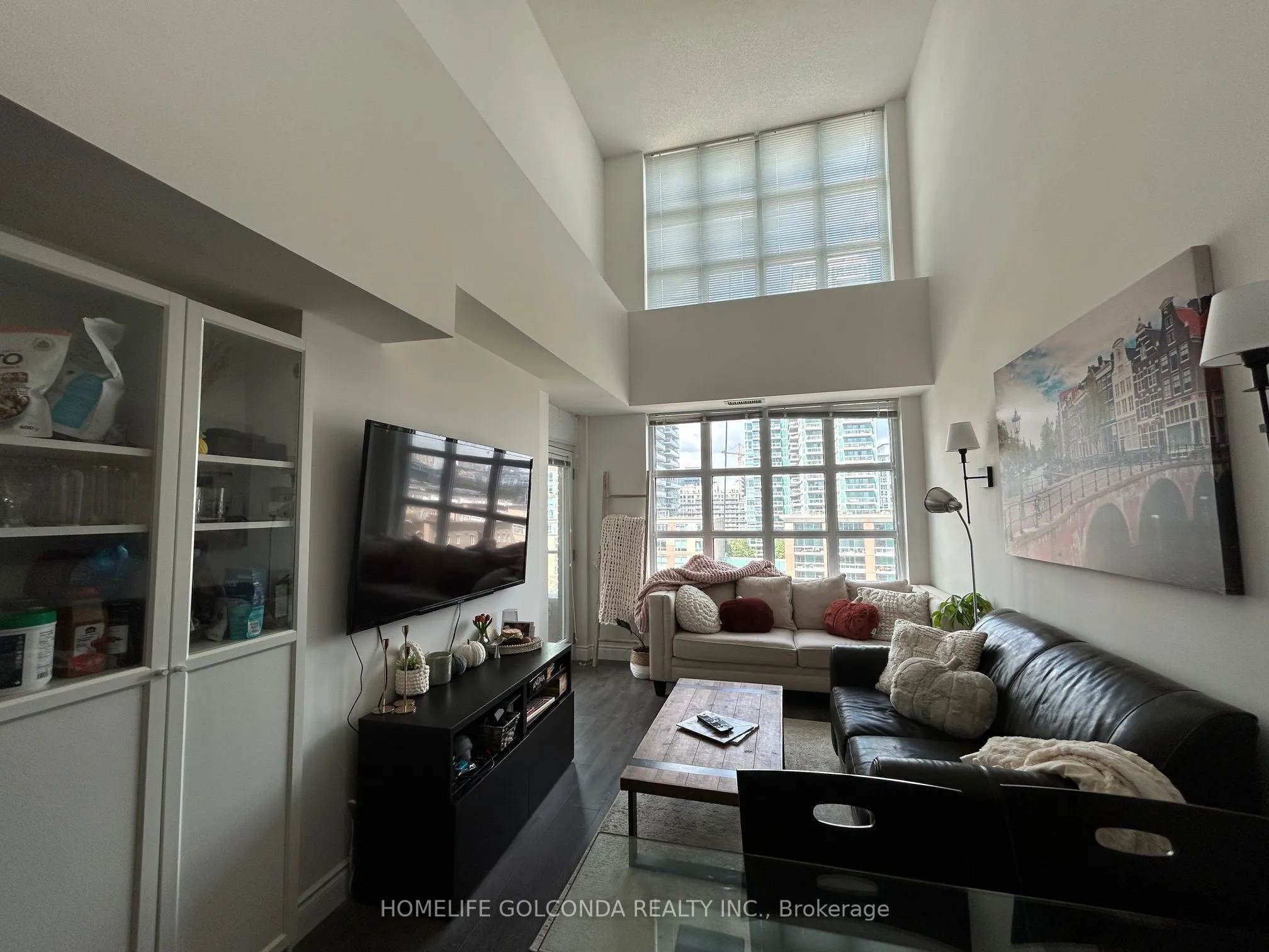 65 East Liberty Street, #912