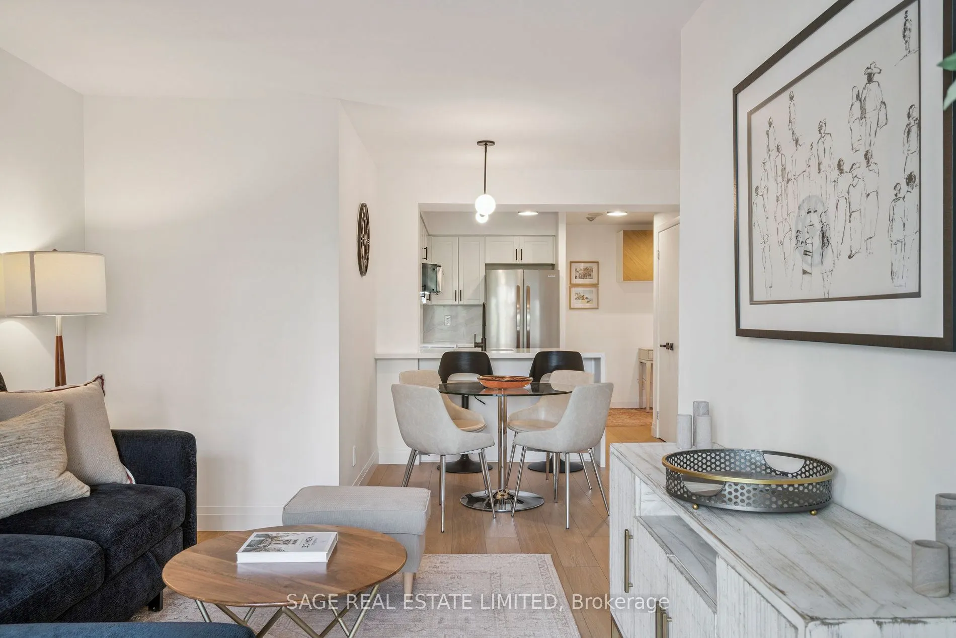 76 Shuter Street, #403