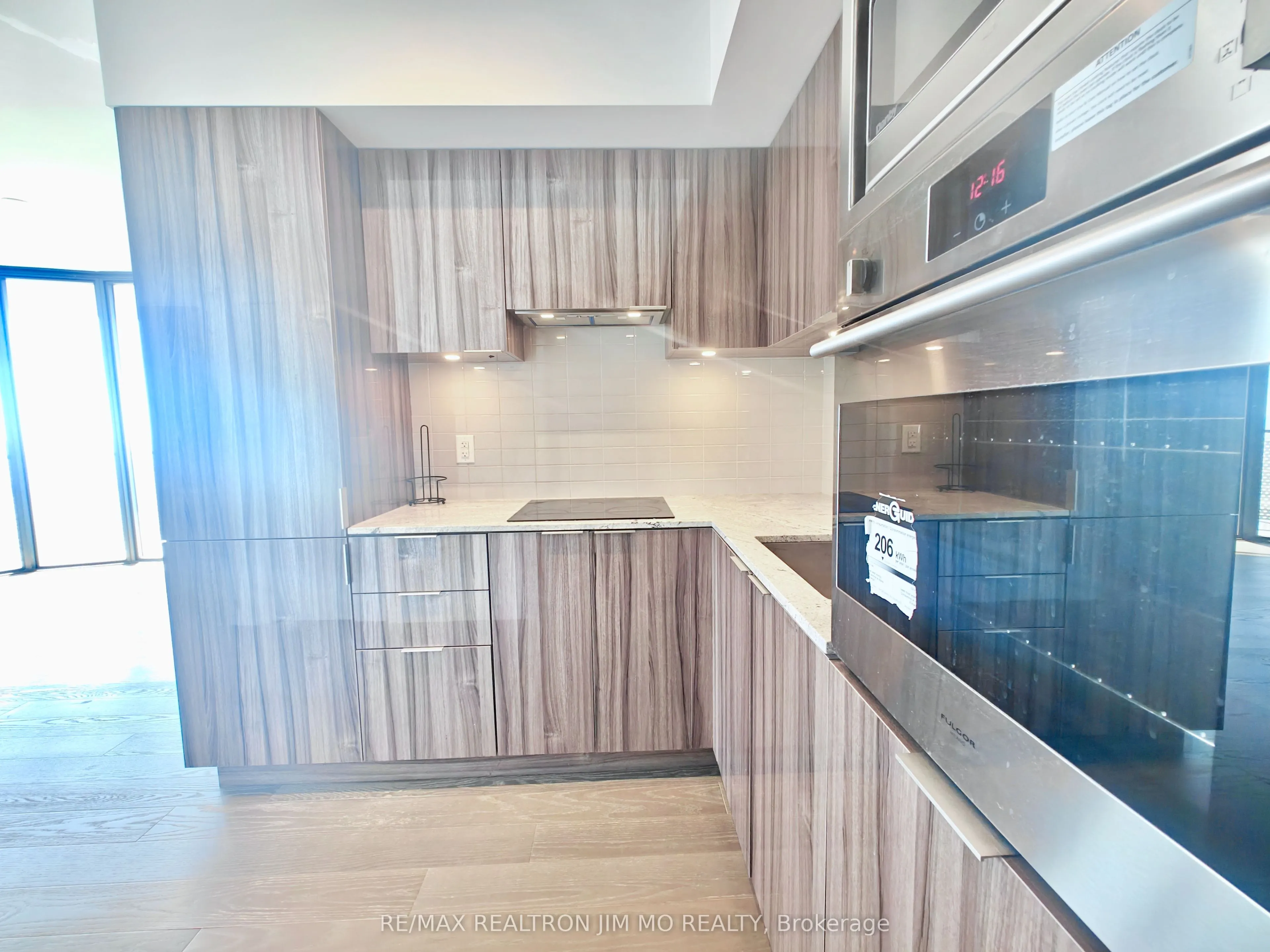 11 Wellesley Street W, #5802