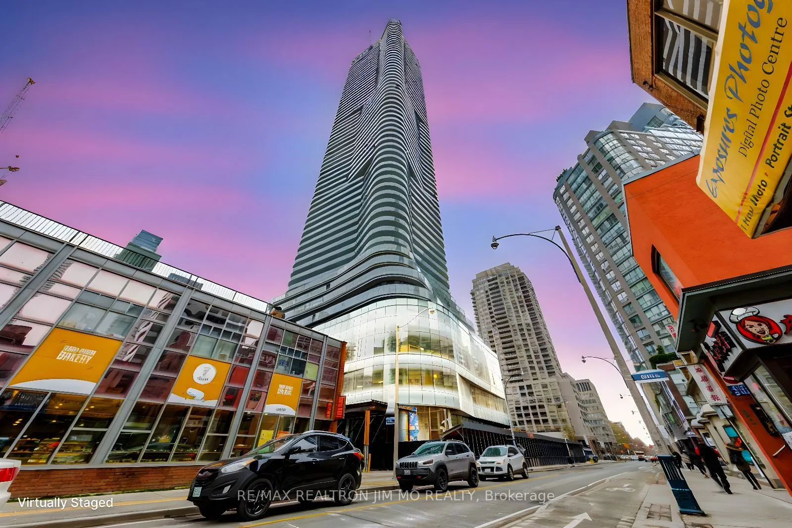 11 Wellesley Street W, #5802