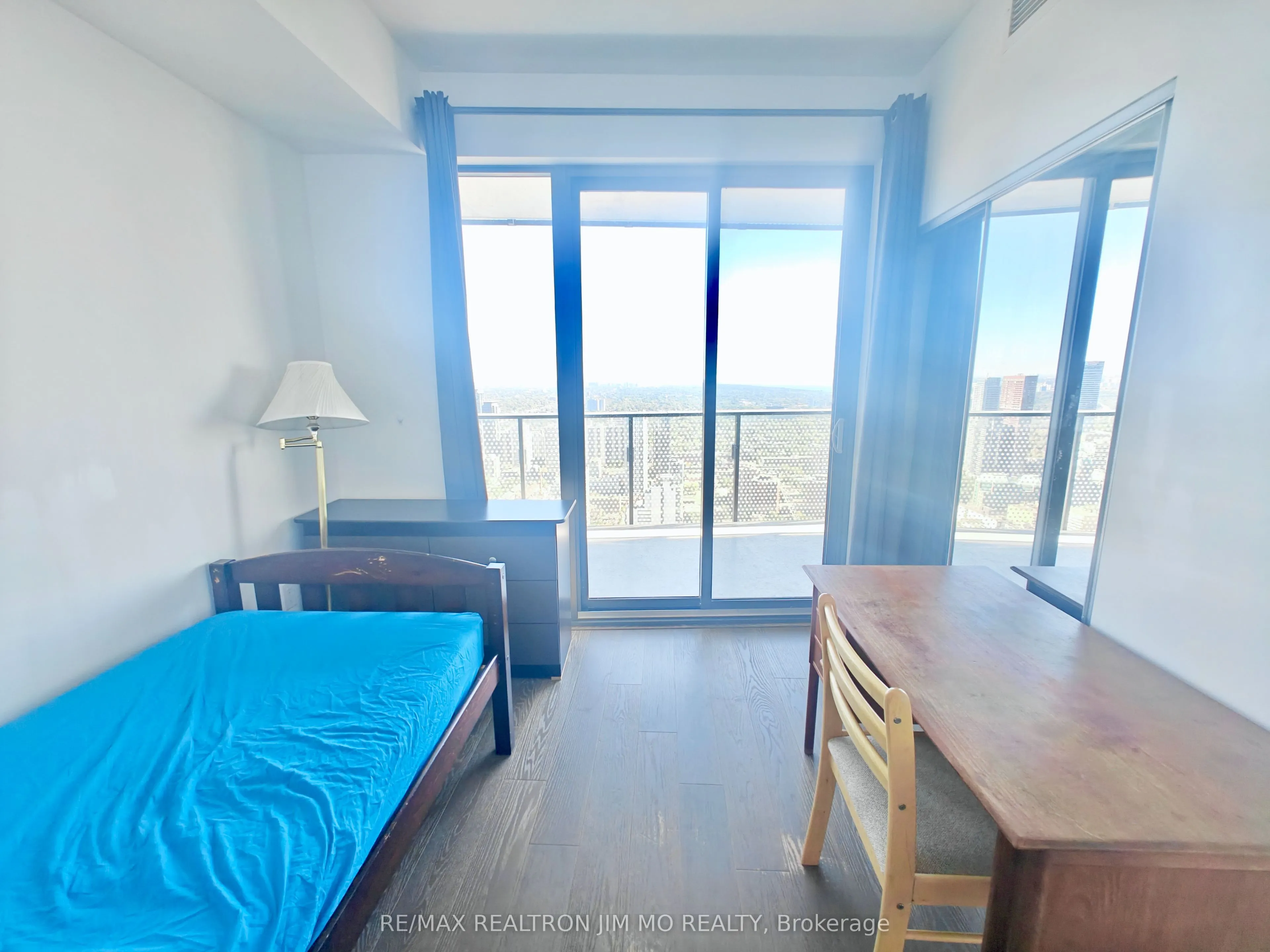 11 Wellesley Street W, #5802