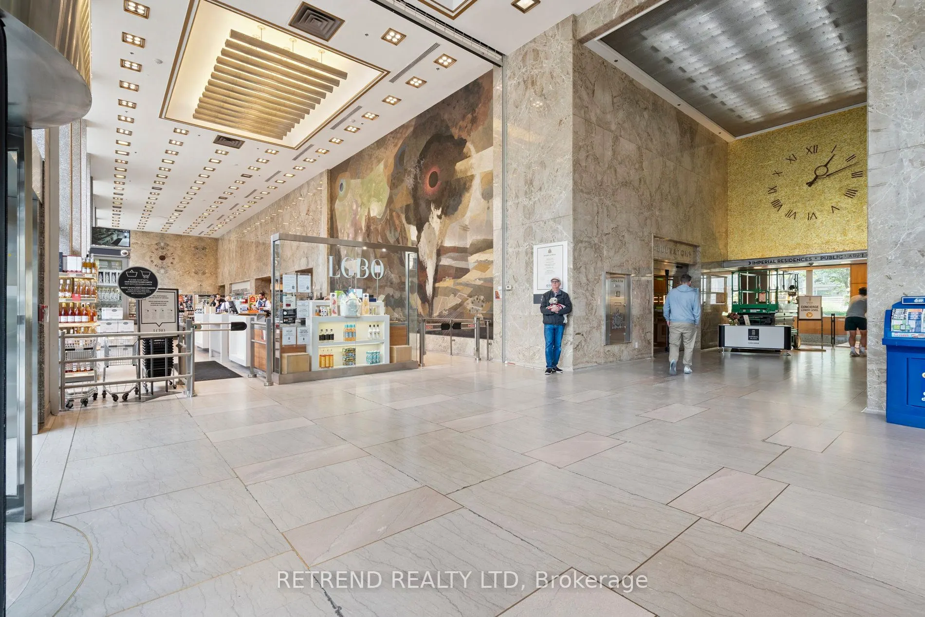 111 St Clair Avenue W, #610