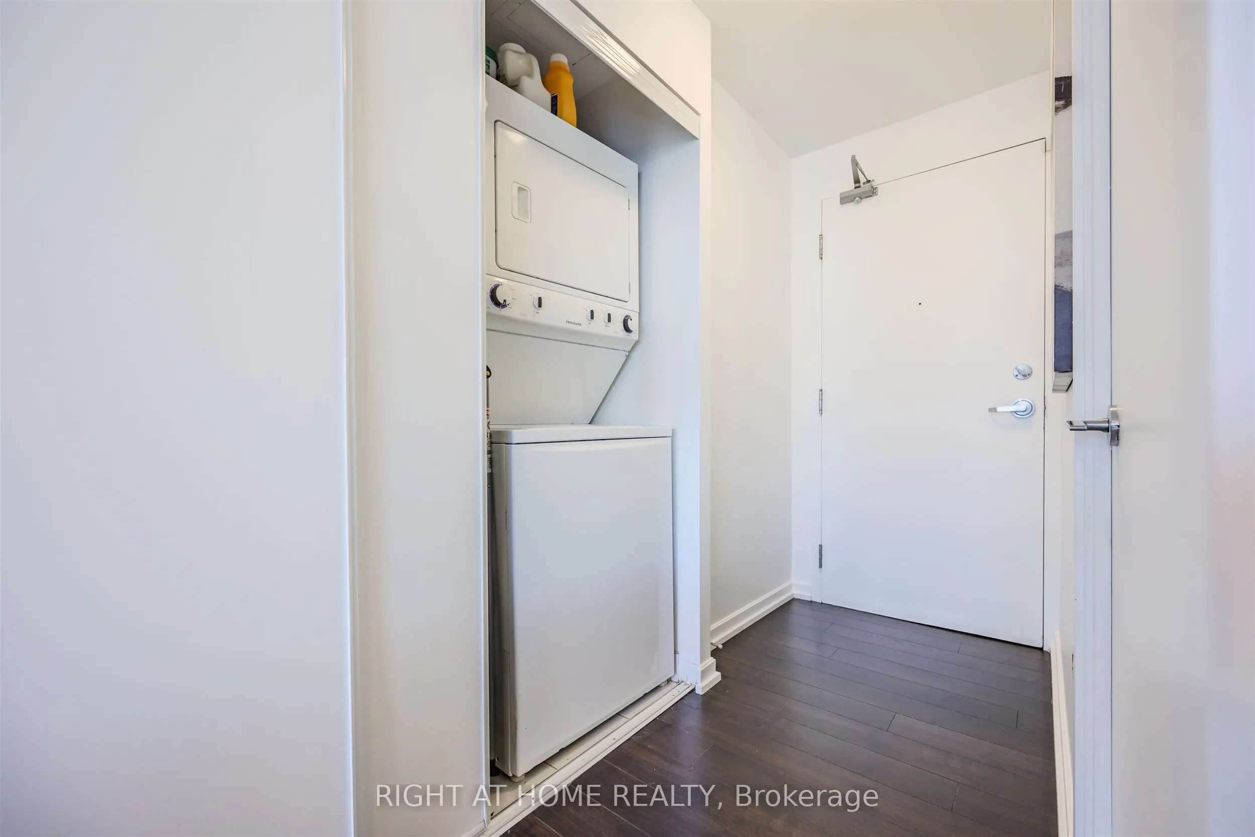 70 Forest Manor Road, #206