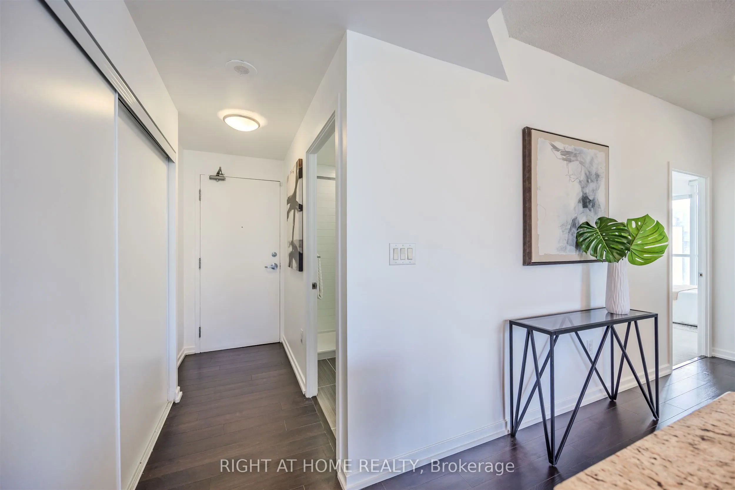 70 Forest Manor Road, #206