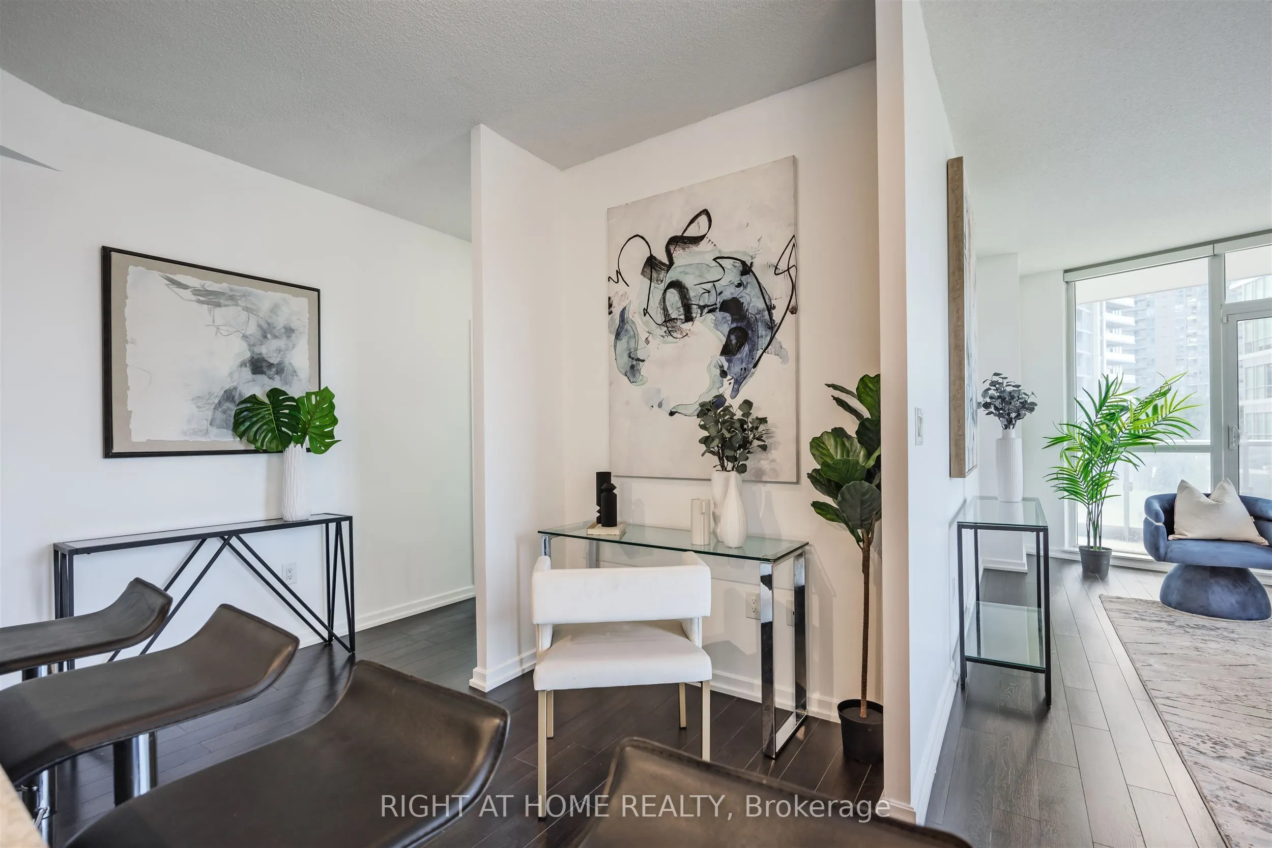 70 Forest Manor Road, #206