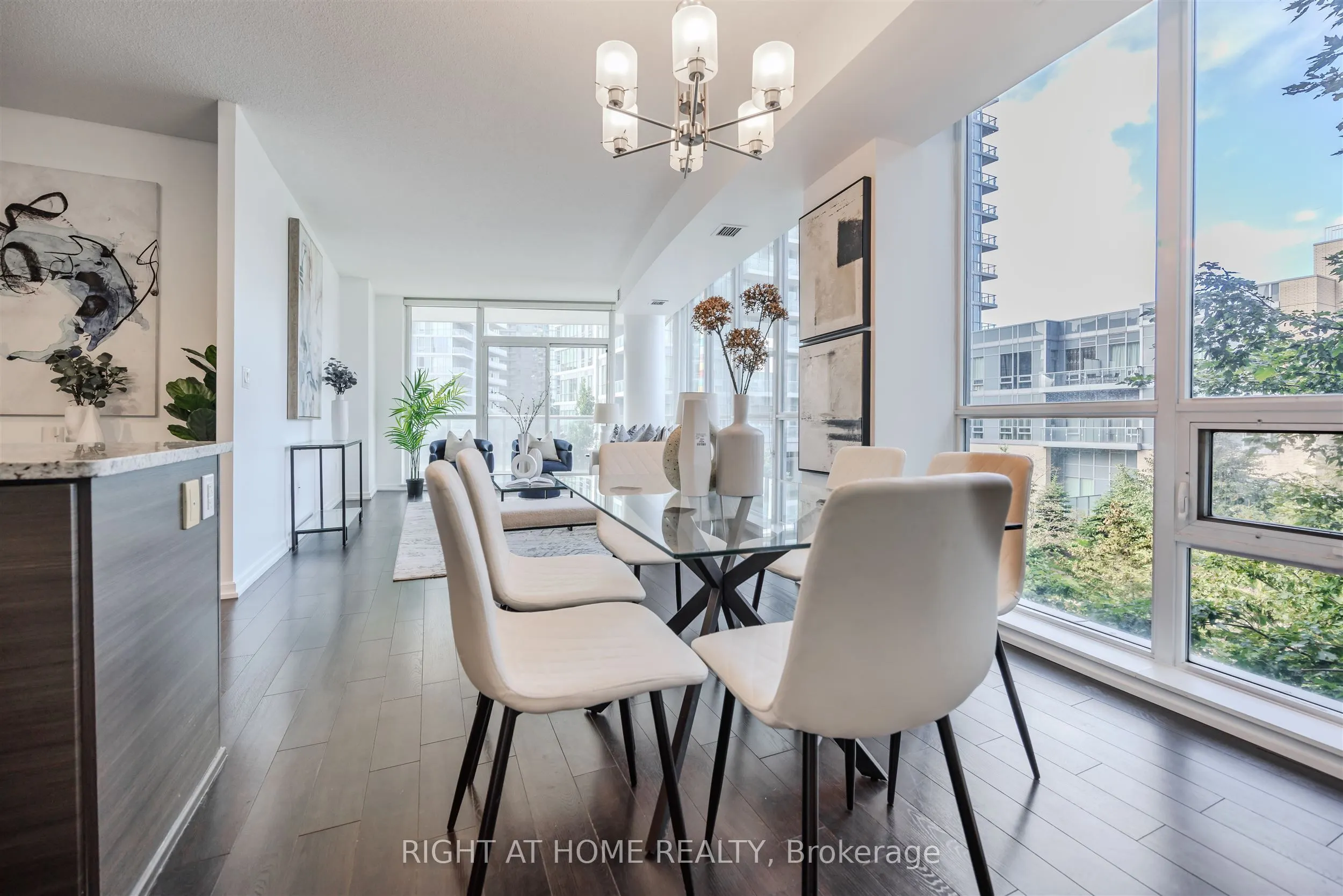 70 Forest Manor Road, #206